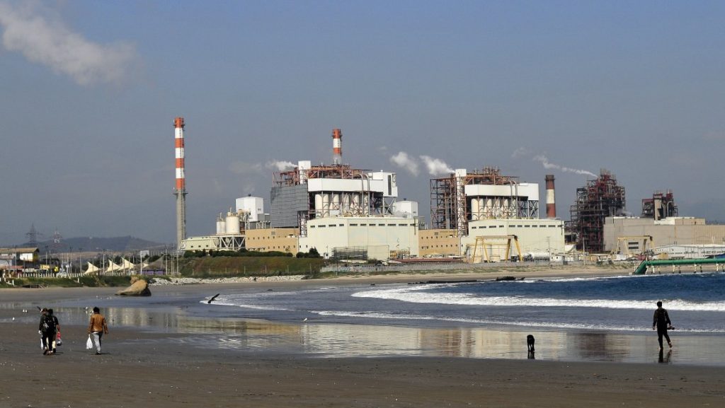 Puchuncaví y Quintero como zona cero respecto a la contaminación industrial Puchuncaví y Quintero como zona cero respecto a la contaminación industrial